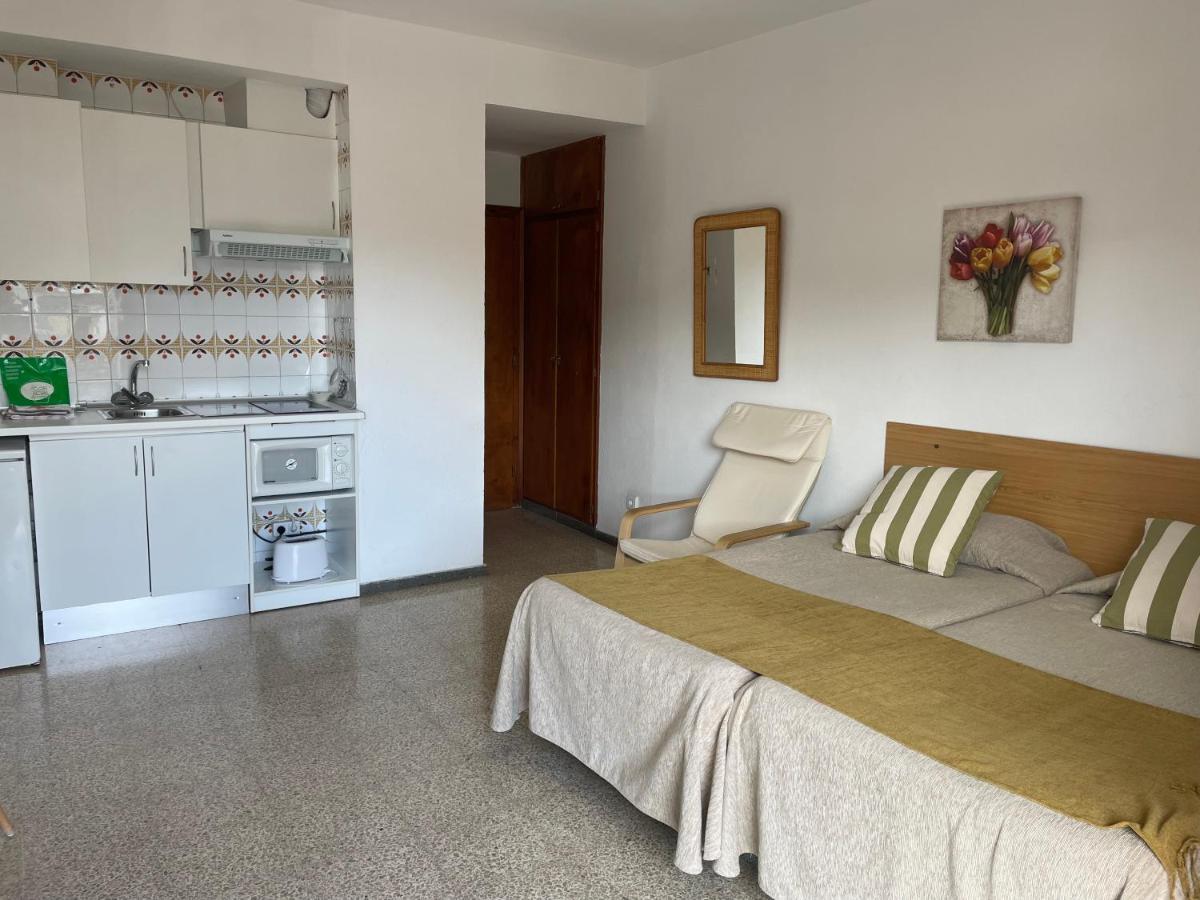 Apartamentos El Sol Tossa de Mar Exterior photo